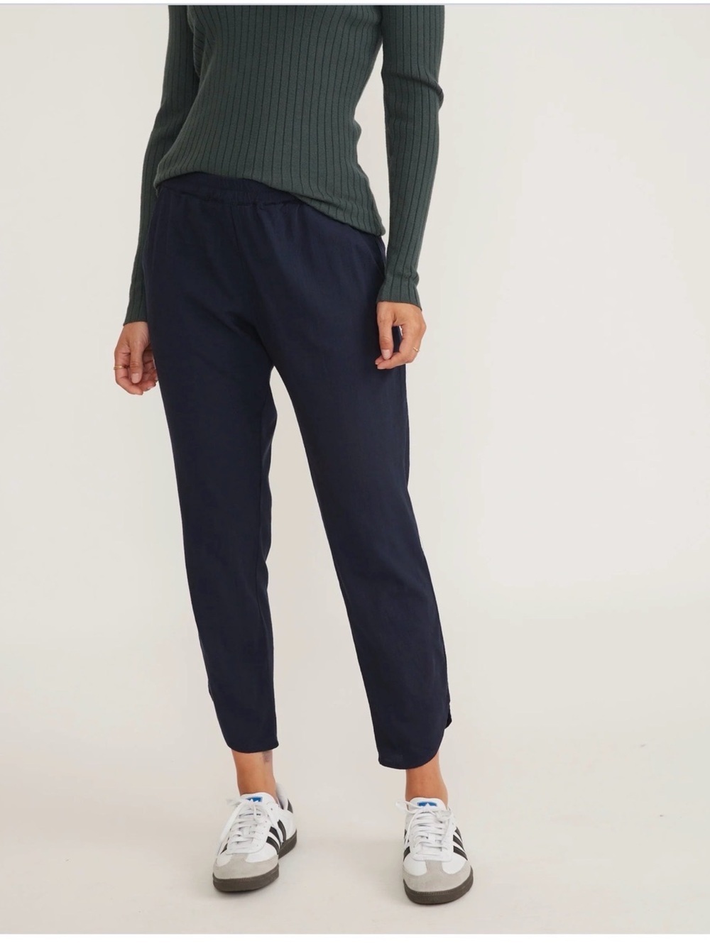 Marine Layer Navy Elastic-Waist Cropped Jogger Pants - Picture 3 of 6